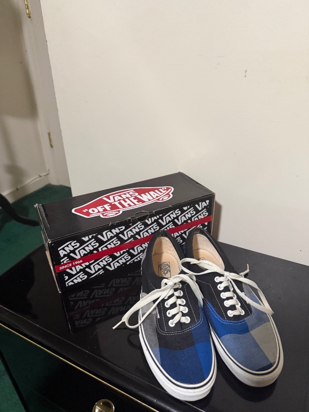 Vans plaid/flannel print